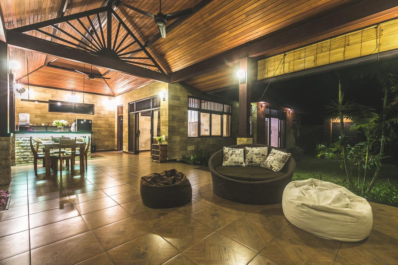 A Priori Villa Ubud מראה חיצוני תמונה